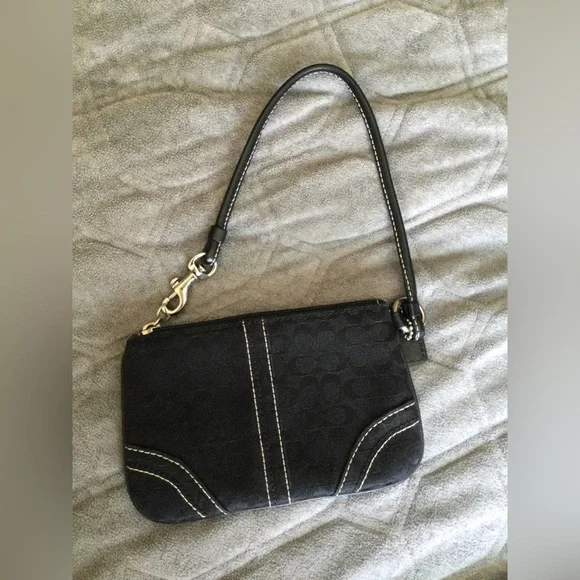 Vintage COACH wristlet perfect condition - Picture 5 of 7